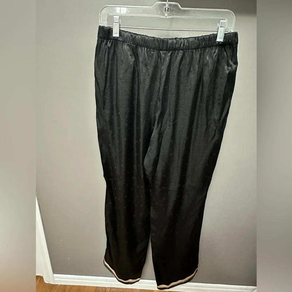 VICTORIA’S SECRET | Women’s Medium Black Satin Two-Piece Pajamas - Picture 9 of 9